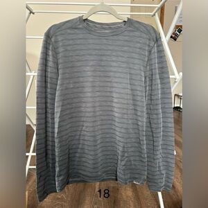 Men’s Eddie Bauer long sleeve